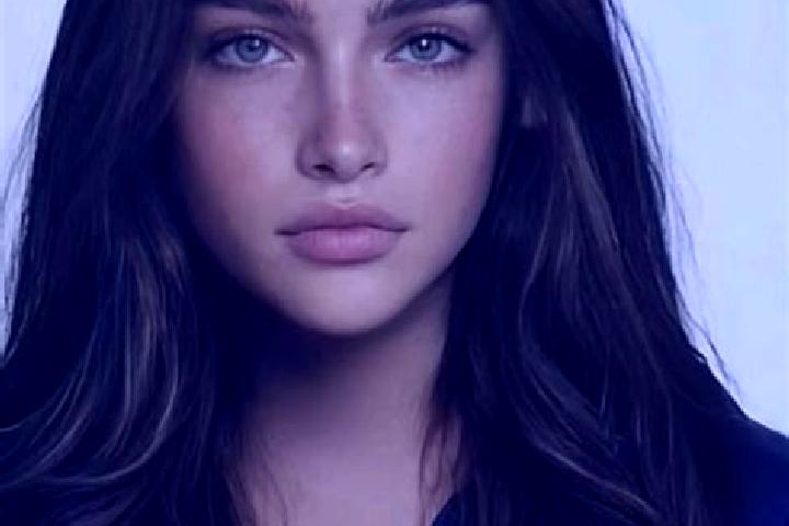Sophia, 35, a brunette grey-eyed caucasian companion based in Kaimur. Offering Roleplay, Overnight, Duos, Deep French Kissing, Dinner Date. Available for inc...