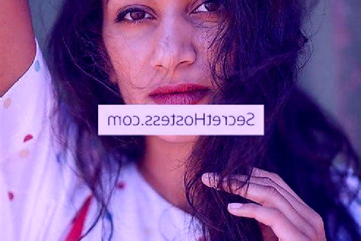 Sophia, 35, a red amber-eyed indian companion based in Guadalajara. Offering Party Girl, Duos, Dinner Date, CIM. Available for incall and outcall, day and ev...