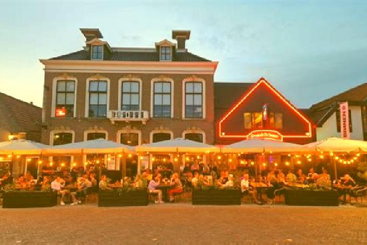Sophia, 35 — Escort in Drachten, Netherlands