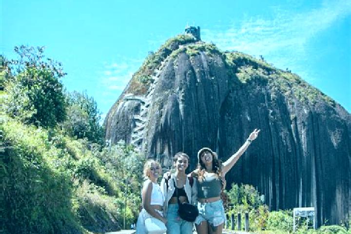 Sophia, 35 — Escort in El Penon, Colombia