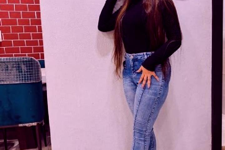 Sophia, 35 — Escort in Vapi, India