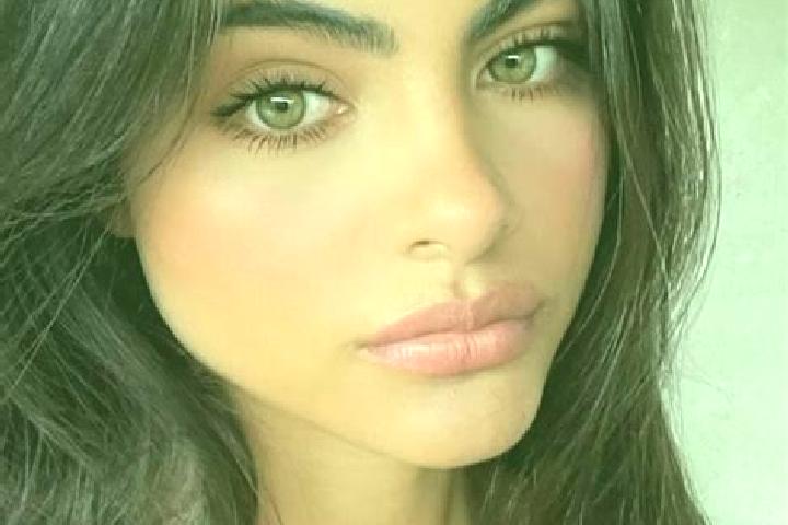 Sophia, 36, a auburn amber-eyed indian companion based in Altenmedingen. Offering Overnight, Domination, Girlfriend Experience. Available for incall and outc...