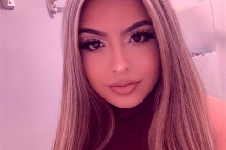 Sophia, 36, a blonde brown-eyed latina companion based in Guckingen. Offering BDSM, CIM, Prostate Massage. Available for incall and outcall, overnight bookin...