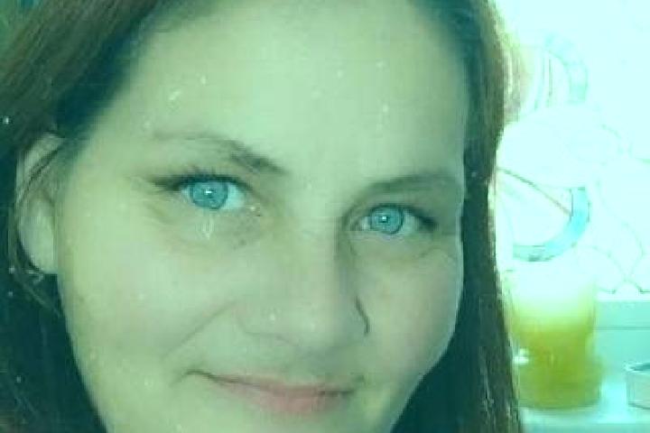 Sophia, 36, a red green-eyed caucasian companion based in Glazoue. Offering Striptease, Domination, Girlfriend Experience. Available for incall and outcall, ...