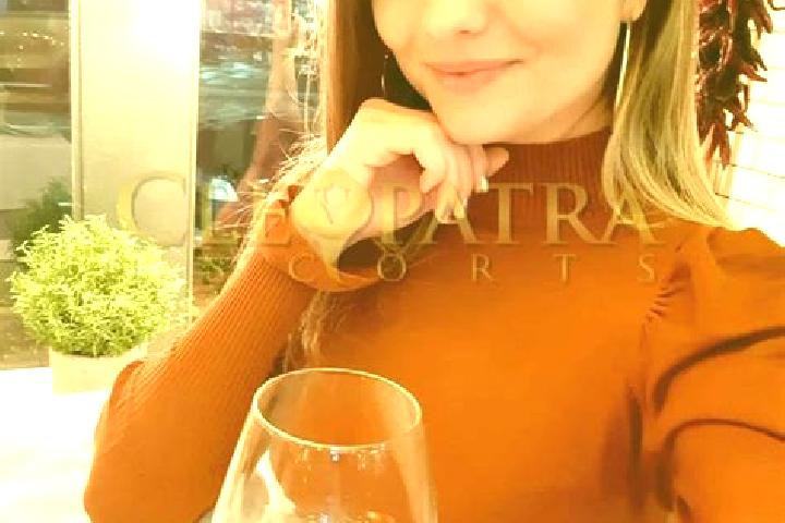 Sophia, 36, a red grey-eyed ebony companion based in Sebis. Offering Overnight, Dinner Date, OWO, A-Level, BDSM. Available for incall and outcall, day and ev...
