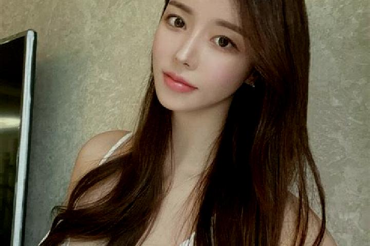 Sophia, 36 — Escort in Sijihong, China