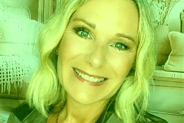 Sophia, 36 — Escort in Vayres, France