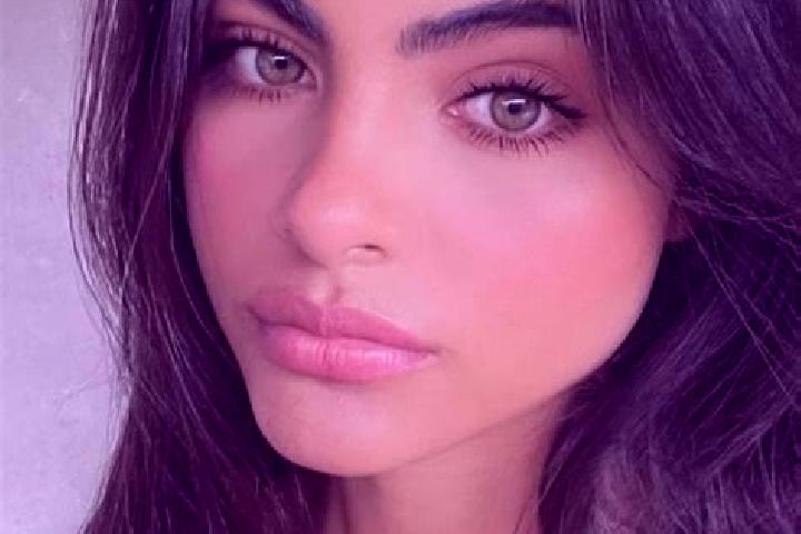 Sophia, 37, a auburn green-eyed indian companion based in Novi Zagreb. Offering Duos, CIM, BDSM, Prostate Massage. Available for incall and outcall, overnigh...