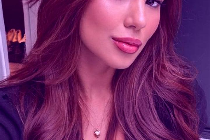 Sophia, 37, a chestnut dark-eyed asian companion based in Kurzah. Offering Dinner Date, Striptease, Couples. Available for incall and outcall, overnight book...