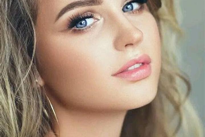 Sophia, 37, a dark blonde blue-eyed caucasian companion based in Walsdorf. Offering Domination, Overnight, 69, Girlfriend Experience. Available for incall an...