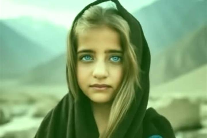 Sophia, 38, a black blue-eyed middle eastern companion based in Binonga. Offering Erotic Massage, Tantra. Available for incall and outcall, day and evening d...