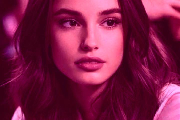 Sophia, 38, a brunette brown-eyed middle eastern companion based in Caloc-an. Offering CIM, Erotic Massage, Duos, Dinner Date, Deep French Kissing. Available...