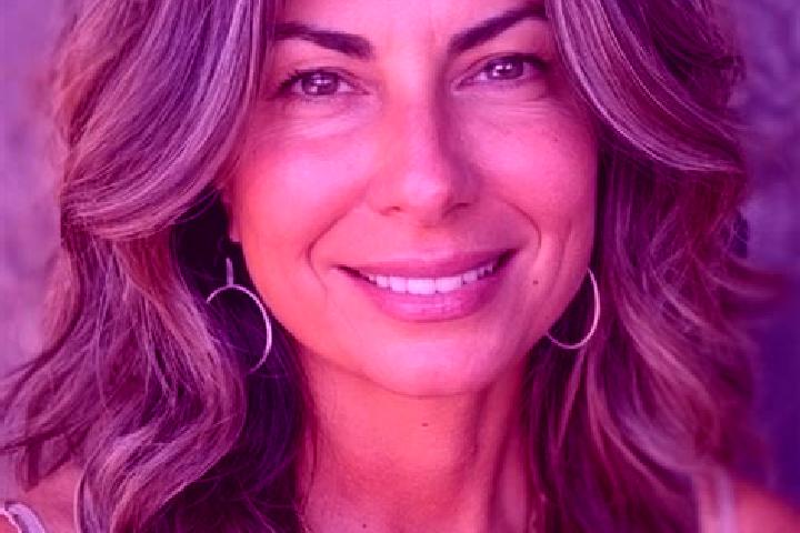 Sophia, 38, a brunette grey-eyed middle eastern companion based in Suka Makmue. Offering Prostate Massage, Party Girl, Dinner Date, Duos. Available for incal...