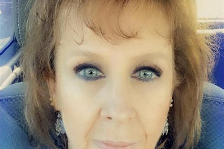 Sophia, 38 — Escort in Little Round Lake, United States
