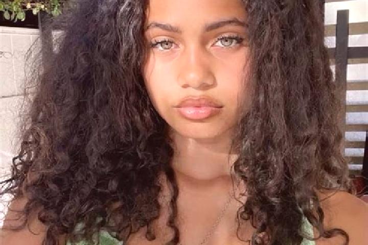 Sophia, 39, a auburn amber-eyed mixed companion based in Eastbridge. Offering Party Girl, Massage, Striptease, OWO. Available for incall and outcall, overnig...