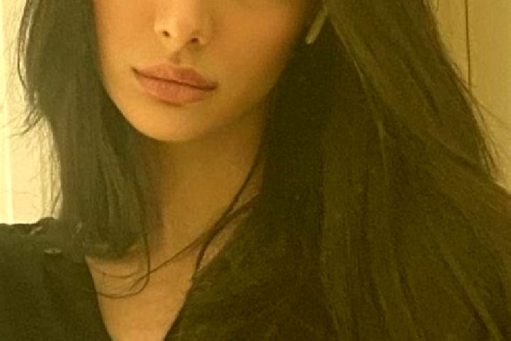 Sophia, 39, a black dark-eyed middle eastern companion based in Fitz-James. Offering Erotic Massage, Travel Companion, Roleplay. Available for incall and out...