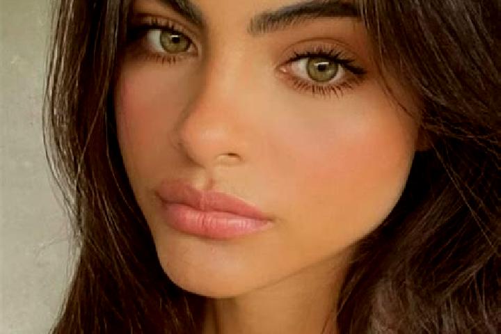 Sophia, 39, a brunette green-eyed latina companion based in Glo Djekro. Offering Prostate Massage, Tantra, Party Girl, BDSM, A-Level. Available for incall an...