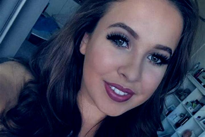 Sophia, 39, a brunette grey-eyed caucasian companion based in Poonamalle. Offering Deep French Kissing, Erotic Massage, CIM. Available for incall and outcall...