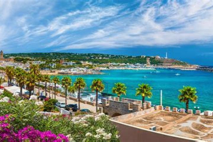 Sophia, 39 — Escort in Santa Maria di Leuca, Italy
