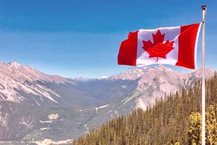 Sophia, 39 — Escort in Wihkwentowin, Canada