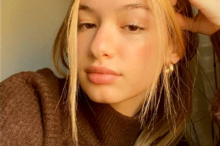 Stella, 20, a blonde brown-eyed latina companion based in Sonqorabad. Offering Couples, Domination, Girlfriend Experience, Dinner Date. Available for incall ...