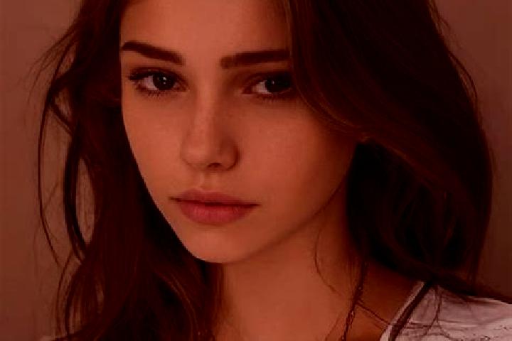 Stella, 20, a chestnut dark-eyed slavic companion based in Tambau. Offering BDSM, Couples, Party Girl, Domination. Available for incall and outcall, overnigh...