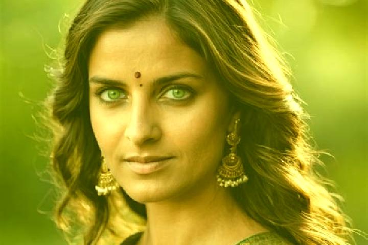 Stella, 20, a red green-eyed indian companion based in Sandstone Valley. Offering Domination, Erotic Massage, OWO, Couples. Available for incall and outcall,...