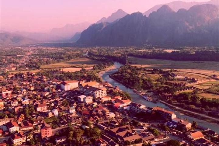 Stella, 20 — Escort in Ban Acholaosa, Laos