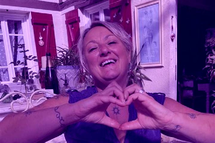 Stella, 20 — Escort in Saussay, France