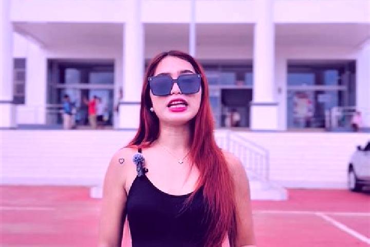 Stella, 20 — Escort in Tampilisan, Philippines