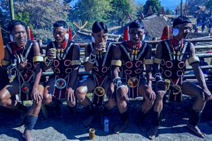 Stella, 20 — Escort in Tuensang, India