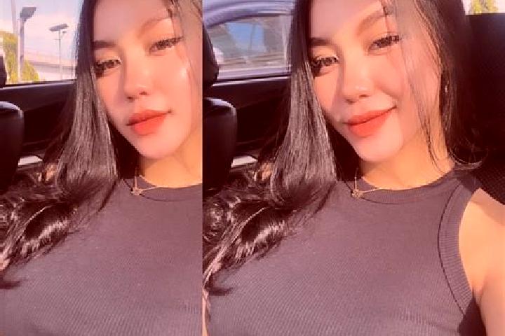 Stella, 20 — Escort in Wulan Haye, China