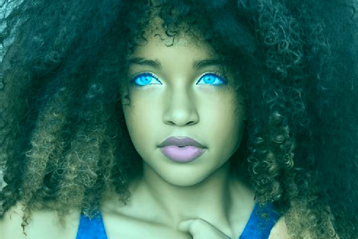 Stella, 21, a black blue-eyed ebony companion based in Tatulesti. Offering Couples, Dinner Date, Massage. Available for incall and outcall, overnight booking...