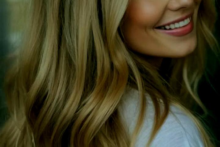 Stella, 21, a blonde hazel-eyed middle eastern companion based in Hellerau. Offering Tantra, Overnight, Dinner Date, Massage. Available for incall and outcal...
