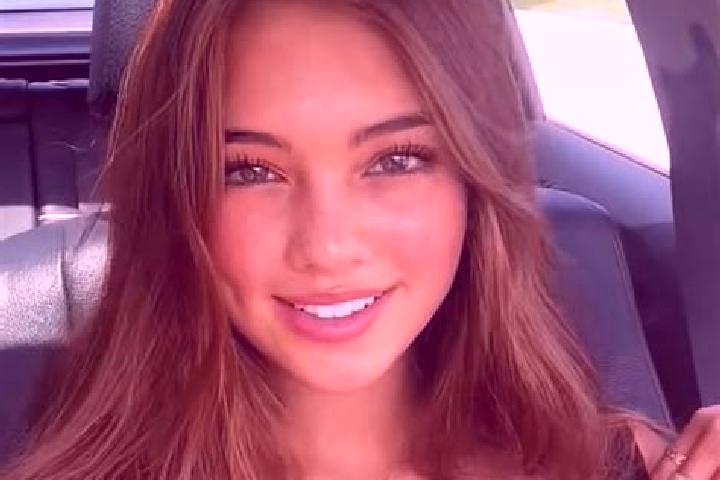 Stella, 21, a brunette grey-eyed mediterranean companion based in Massasso-Bas-Yani. Offering Massage, Dinner Date, Erotic Massage, Prostate Massage, Rolepla...