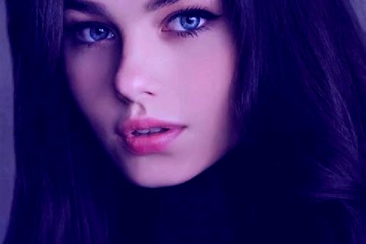 Stella, 21, a red dark-eyed caucasian companion based in Stedum. Offering Deep French Kissing, Roleplay, A-Level, Dinner Date. Available for incall and outca...