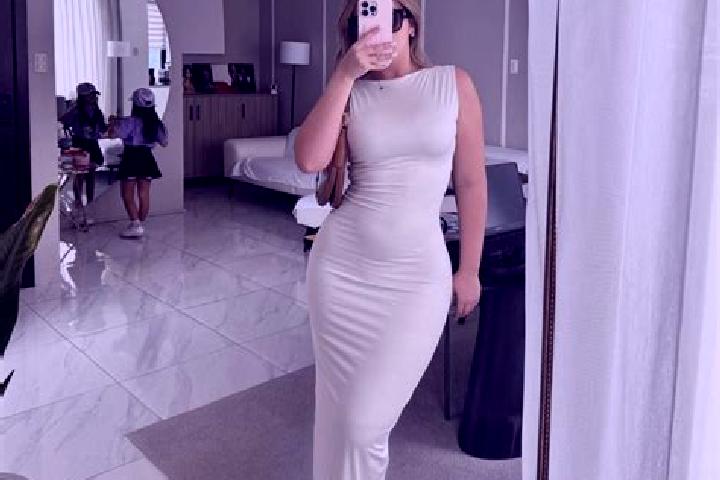 Stella, 21 — Escort in Alvear, Argentina