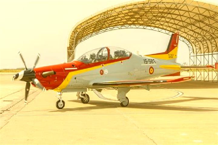 Stella, 21 — Escort in El Carino, Mexico