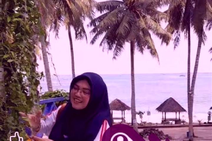 Stella, 21 — Escort in Gumawang, Indonesia