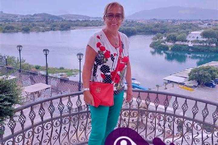 Stella, 21 — Escort in Lovcenac, Serbia