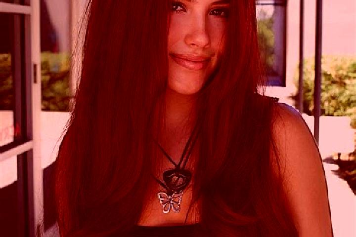 Stella, 22, a auburn dark-eyed caucasian companion based in Chimayo. Offering A-Level, 69, Dinner Date, GFE, Massage. Available for incall and outcall, day a...