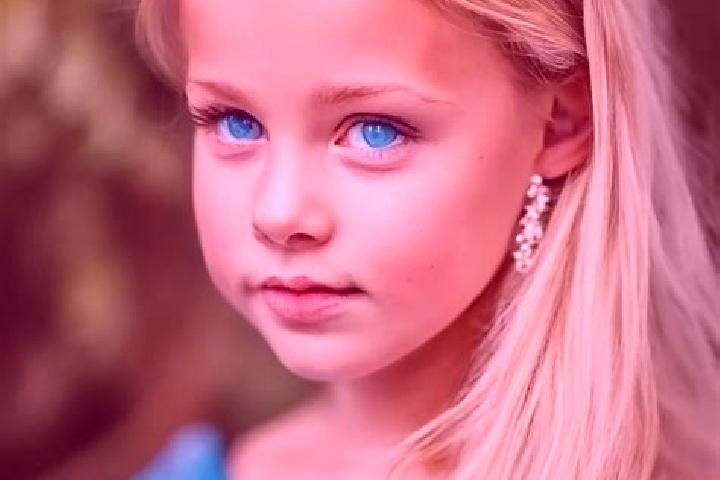 Stella, 22, a blonde blue-eyed middle eastern companion based in Agrate. Offering 69, Duos, Party Girl. Available for incall and outcall, overnight bookings ...