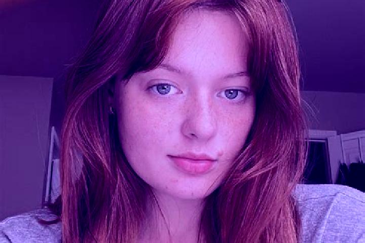 Stella, 22, a red grey-eyed caucasian companion based in Hallock. Offering Overnight, Prostate Massage, Duos, OWO. Available for incall and outcall, overnigh...