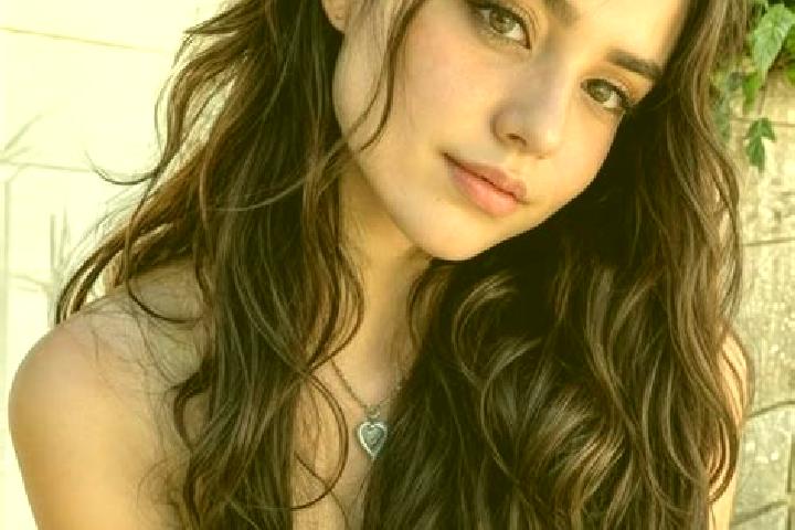 Stella, 22, a red hazel-eyed middle eastern companion based in El Coporo. Offering Erotic Massage, Striptease, Dinner Date, CIM. Available for incall and out...