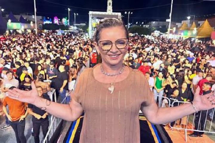 Stella, 22 — Escort in Sao Sebastiao do Umbuzeiro, Brazil