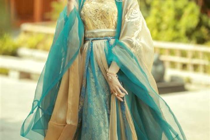 Stella, 22 — Escort in Shixi, China