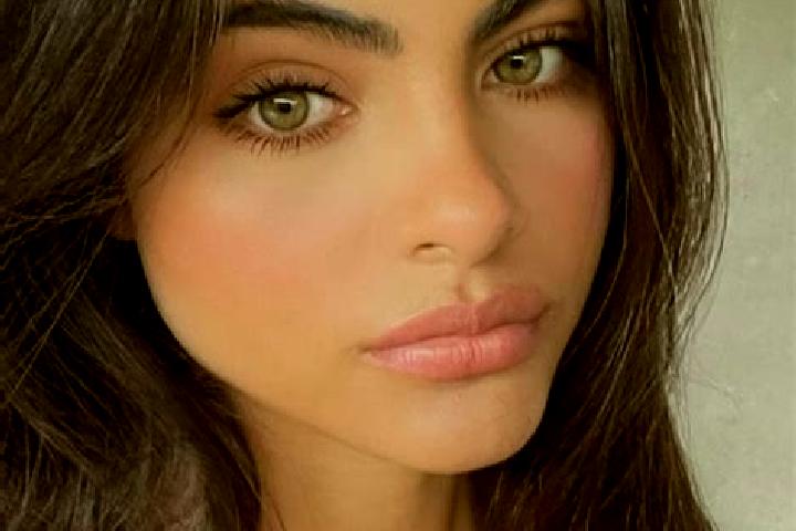 Stella, 23, a brunette green-eyed mixed companion based in Shenlun. Offering CIM, Striptease, Duos. Available for incall and outcall, overnight bookings avai...