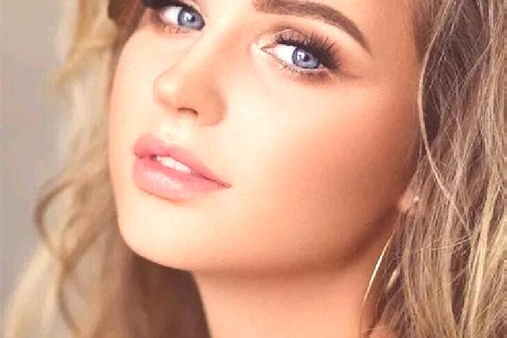 Stella, 23, a dark blonde blue-eyed mediterranean companion based in Old Westbury. Offering BDSM, Massage, Party Girl. Available for incall and outcall, over...