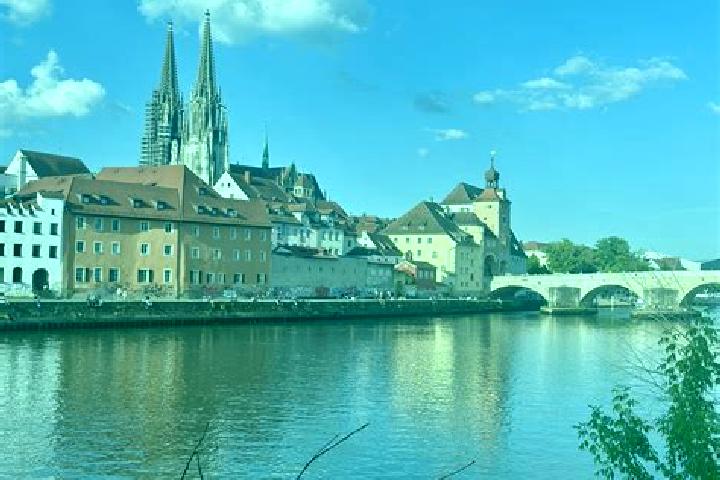 Stella, 23 — Escort in Obertraubling, Germany
