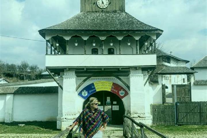 Stella, 23 — Escort in Varbila, Romania